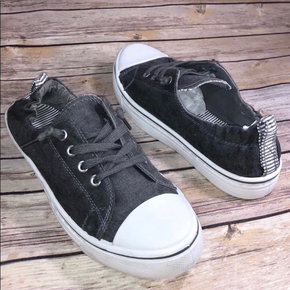 Maurice’s sneakers